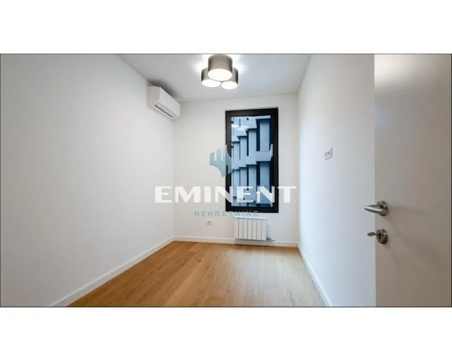 Rent, three bedroom apartment, 75m², Stari Grad, Beograd