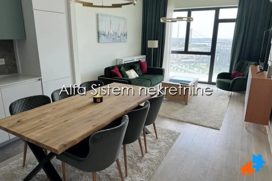 Izdavanje, trosoban stan, 83m², Savski Venac, Beograd