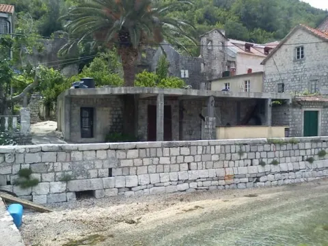 Sale, house, 241m², Stoliv, Kotor - image 4