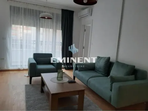 Izdavanje, dvosoban stan, 45m², Palilula Sve Podlokacije, Beograd