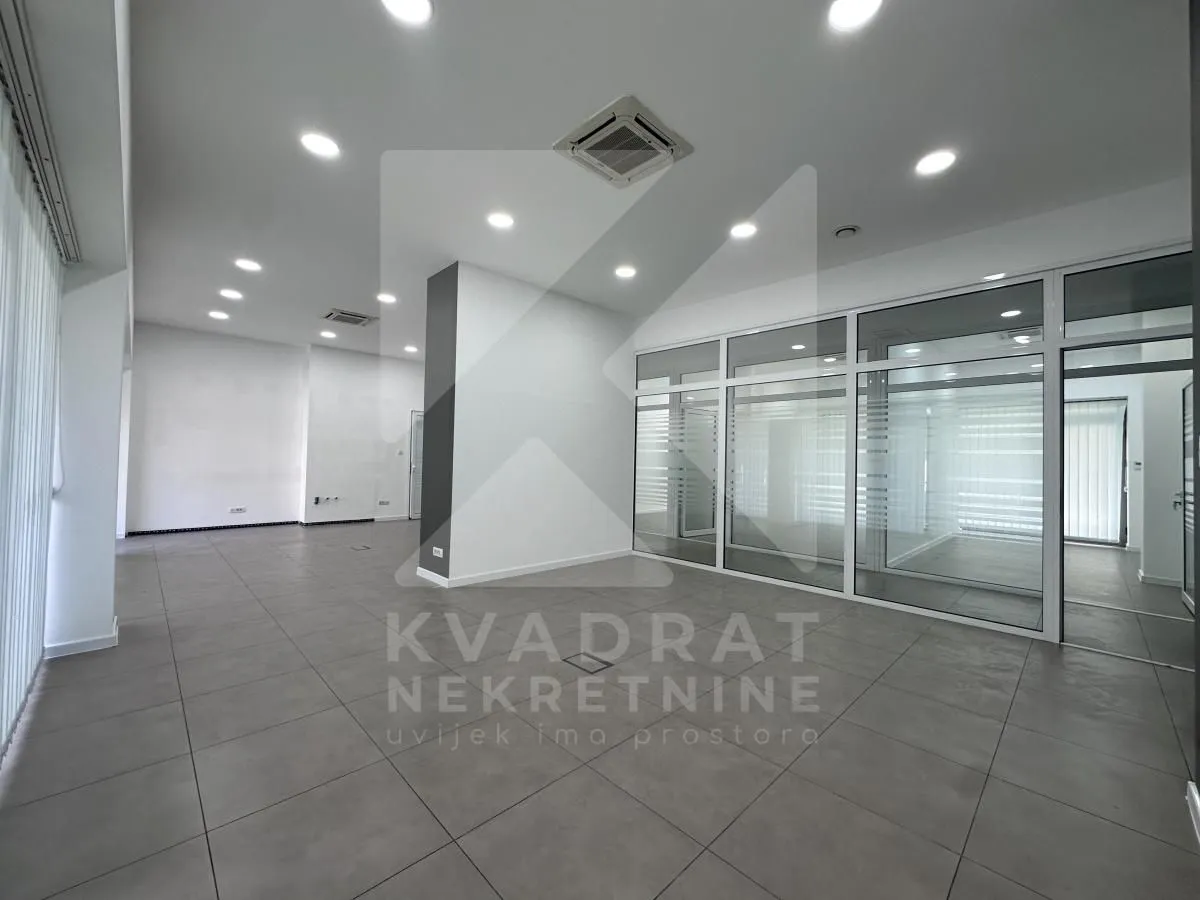 Izdavanje, poslovni prostor, 362m², Ljubović, Podgorica
