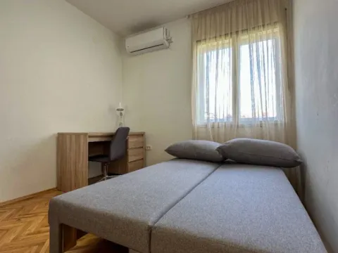 Rent, two bedroom apartment, 106m², Stari Aerodrom, Podgorica - image 6