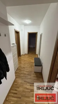 Izdavanje, dvosoban stan, 49m², Sajmište, Novi Sad - image 2