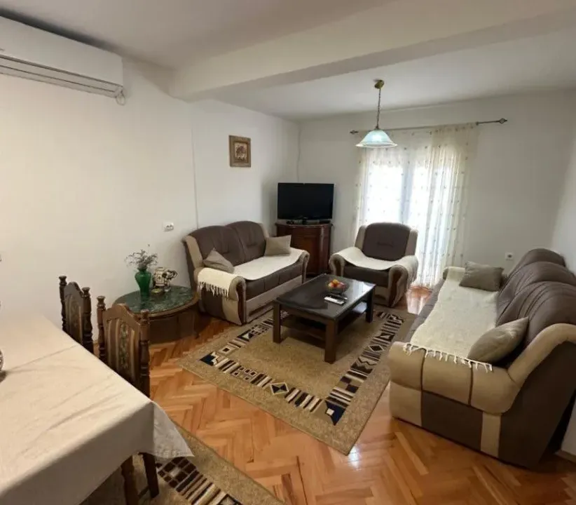 Rent, two bedroom apartment, 90m², Dalmatinska ulica, Podgorica