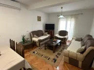Rent, two bedroom apartment, 90m², Dalmatinska ulica, Podgorica - image 1