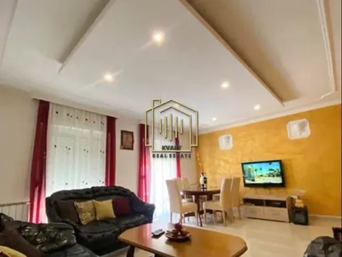 Izdavanje, dvosoban stan, 95m², Tološi, Podgorica - image 13