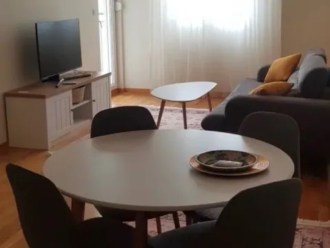 Rent, one bedroom apartment, 46m², Vezirov Most, Podgorica - image 4