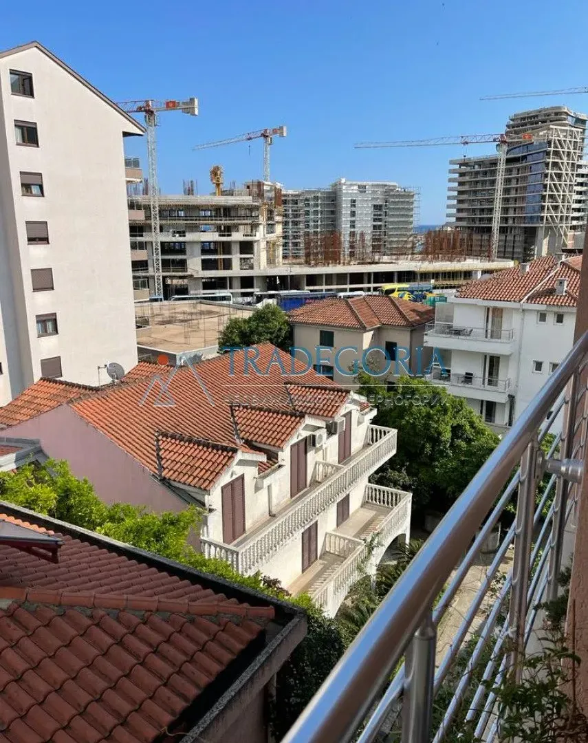 Prodaja, dvosoban stan, 65m², Budva, Crna Gora