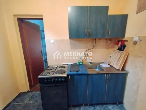 Sale, house, 272m², Gradnulica, Zrenjanin - image 12