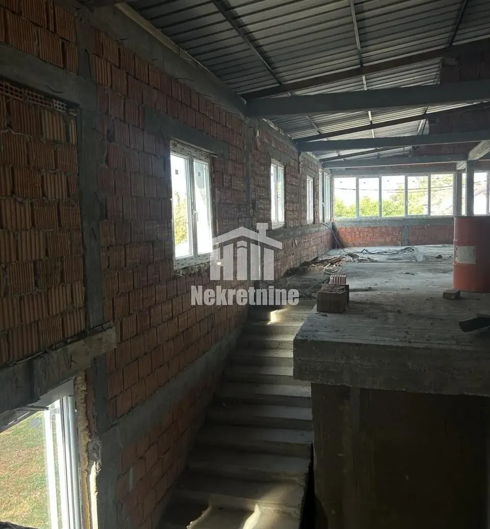 Rent, office space, 700m², Umka, Beograd