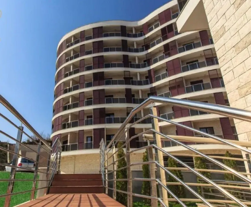 Sale, studio apartment, 45m², Bečići, Budva