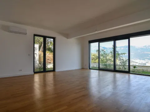 Prodaja, kuća, 184m², Budva, Crna Gora - image 8