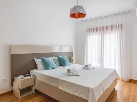 Izdavanje, dvosoban stan, 82m², Pržno, Budva - image 9