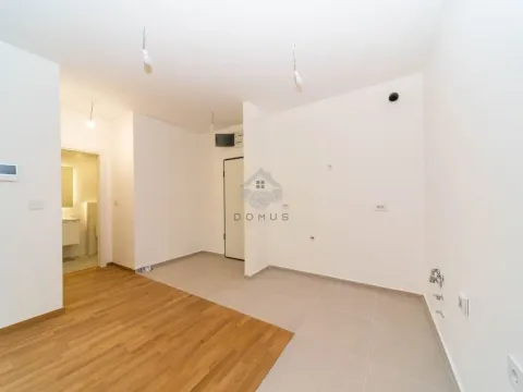 Sale, one bedroom apartment, 46m², Stari Aerodrom, Podgorica - image 3