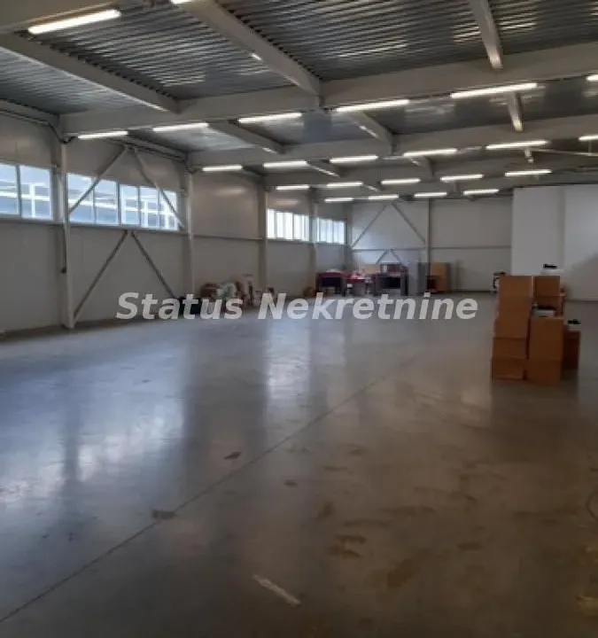 Prodaja, poslovni prostor, 1800m², Bački Petrovac, Novi Sad