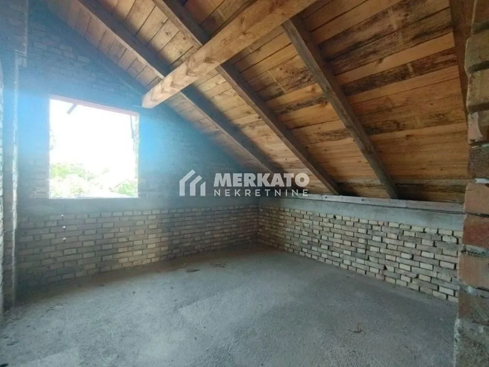 Prodaja, kuća, 249m², Bagljaš, Zrenjanin