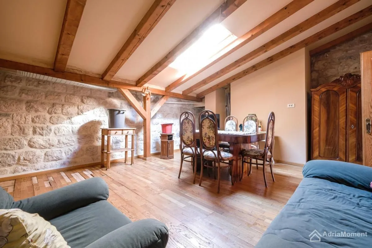 Sale, house, 500m², Orahovac, Kotor
