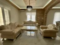 Izdavanje, dvosoban stan, 105m², Sveti Stefan, Budva - image 1