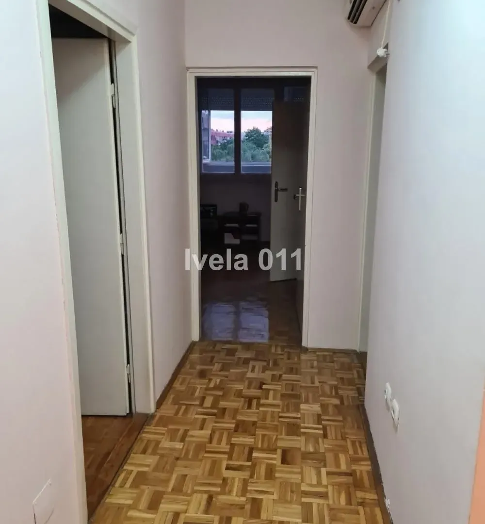 Prodaja, dvosoban stan, 55m², Zvezdara Sve Podlokacije, Beograd