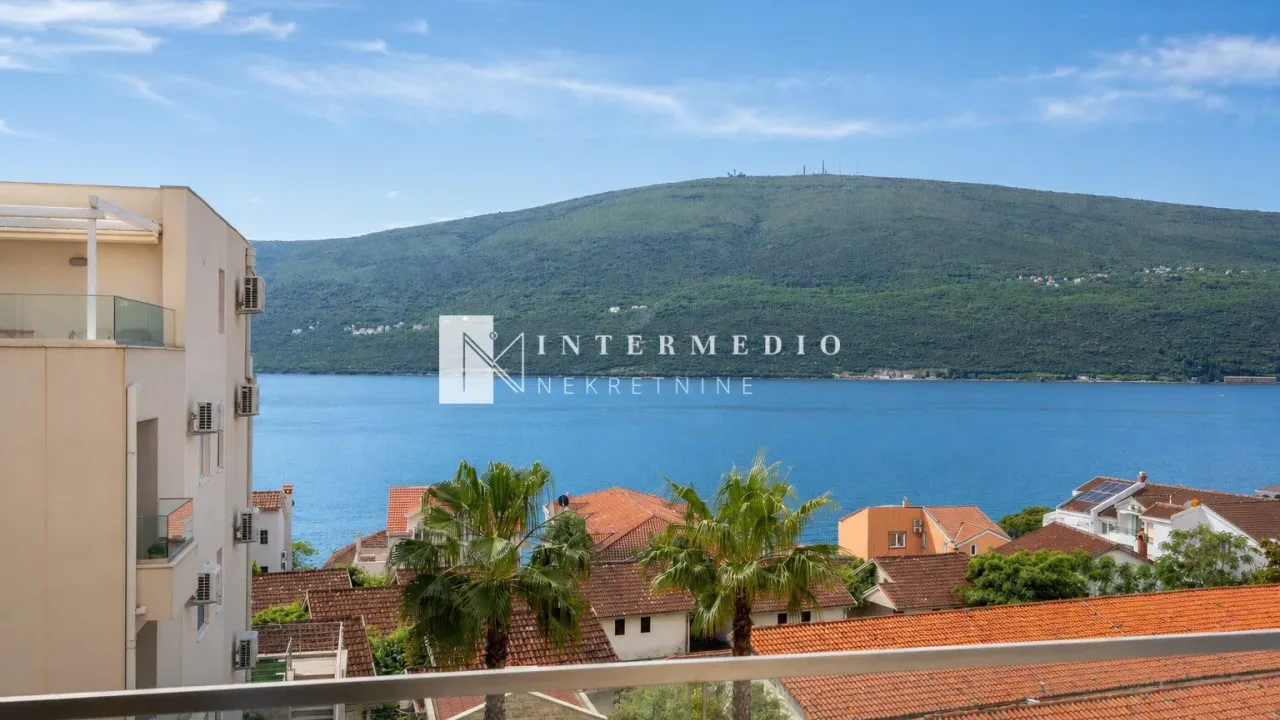 Sale, one bedroom apartment, 49m², Baošići, Herceg Novi