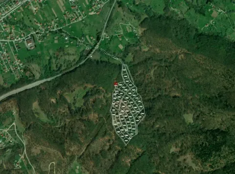 Satelitski snimak sa obilježenim parcelama zemljišta. - image 9
