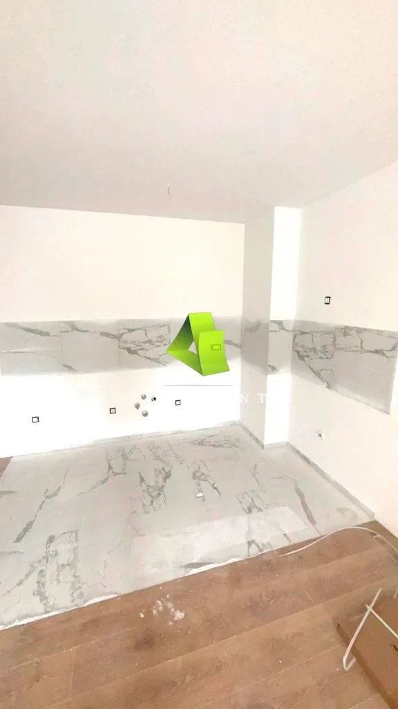 Prodaja, četvorosoban stan, 91m², Medijana, Niš
