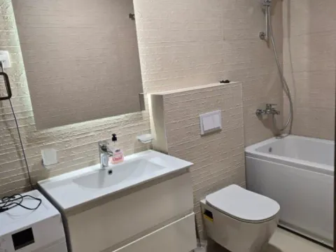 Izdavanje, četvorosoban stan, 130m², Master Kvart, Podgorica - image 5