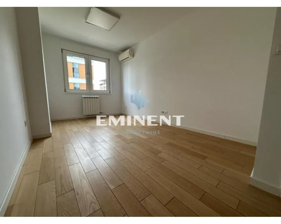 Rent, three bedroom apartment, 69m², Novi Beograd Blok 67, Novi Beograd Sve Podlokacije