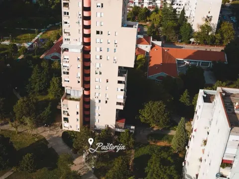 Prodaja, ugostiteljski objekat, 160m², Blok 5, Podgorica - image 4