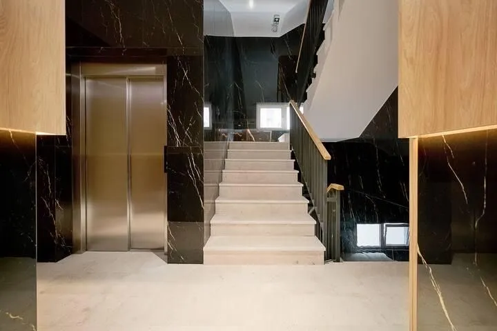 Sale, two bedroom apartment, 51m², Dobrota, Kotor