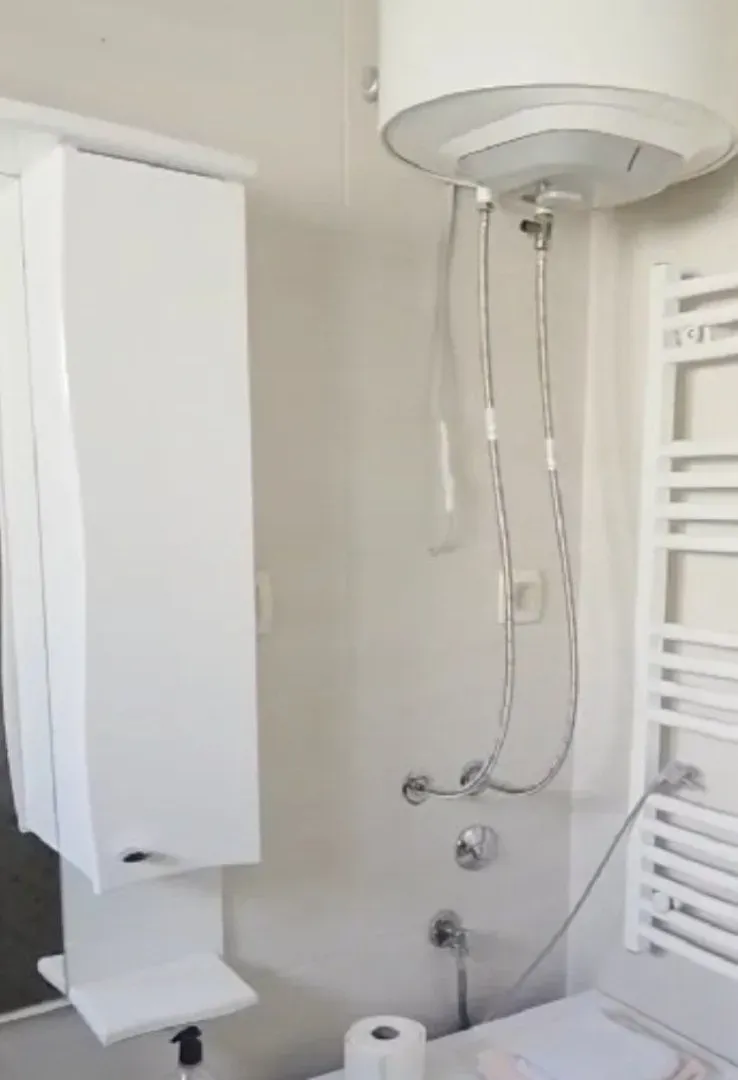 Izdavanje, četvorosoban stan, 74m², Blok 9, Podgorica