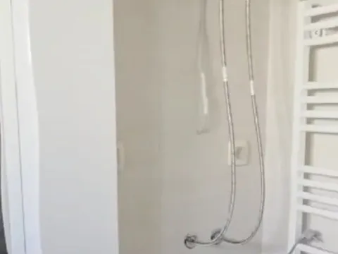 Izdavanje, četvorosoban stan, 74m², Blok 9, Podgorica - image 2