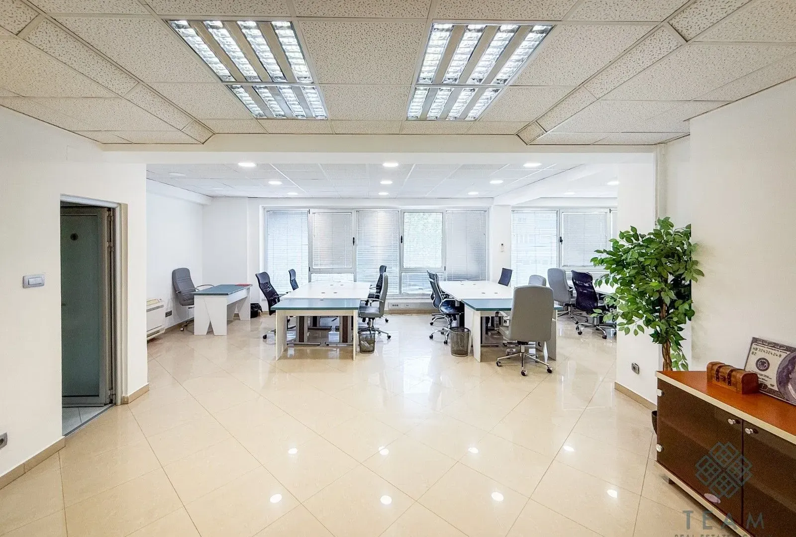 Rent, office space, 130m², Preko Morače, Podgorica