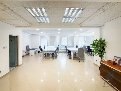 Rent, office space, 130m², Preko Morače, Podgorica - image 3