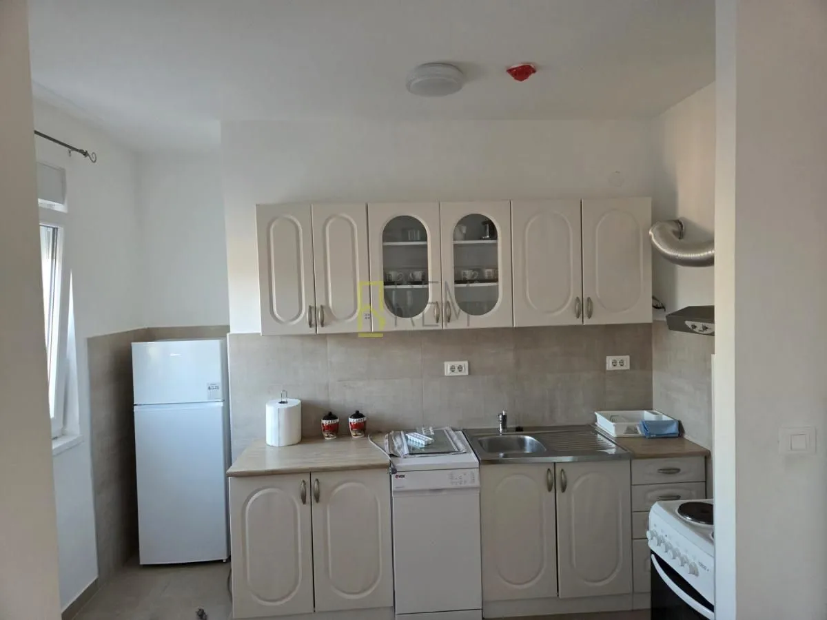 Rent, one bedroom apartment, 43m², City Kej, Podgorica