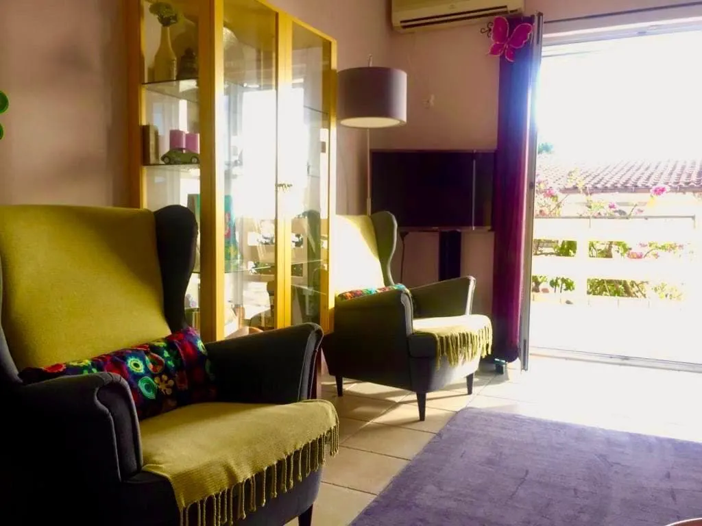 Sale, house, 300m², Šušanj, Bar