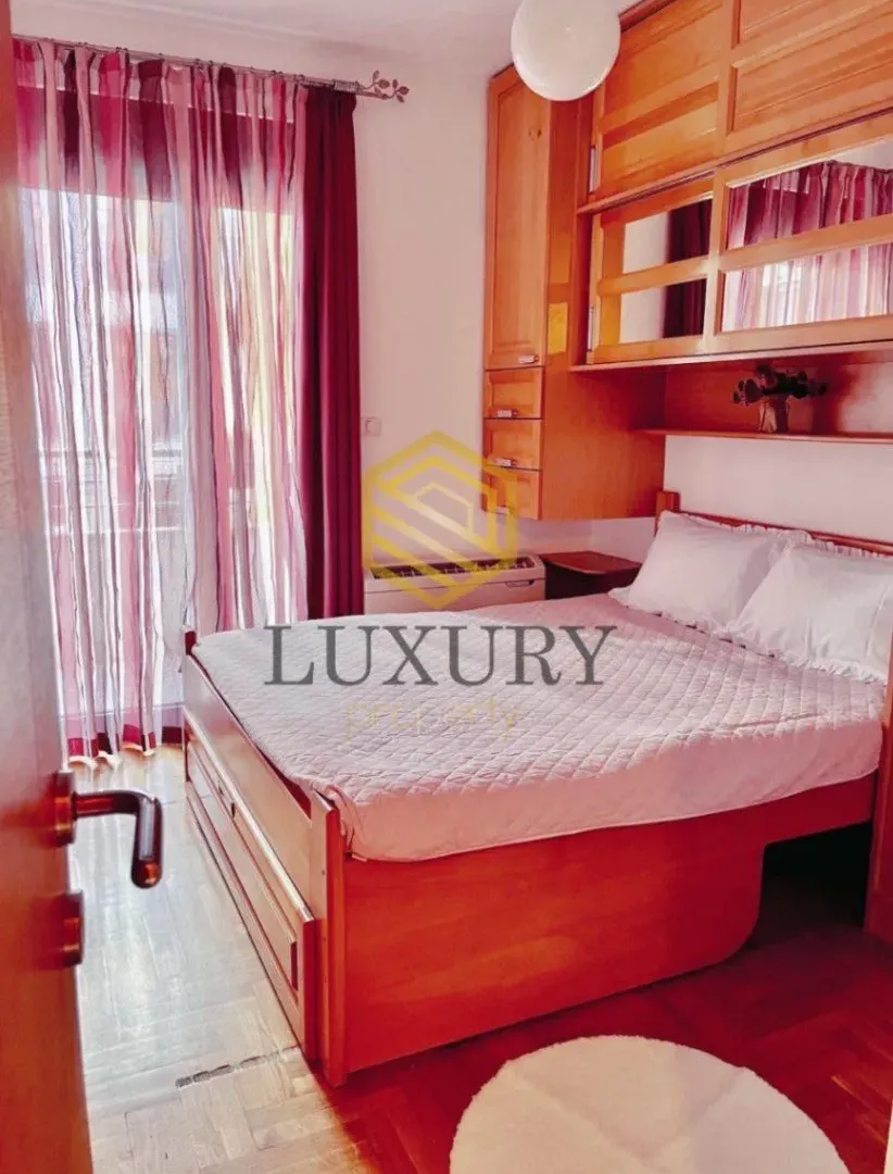 Rent, one bedroom apartment, 35m², Pobrežje, Podgorica