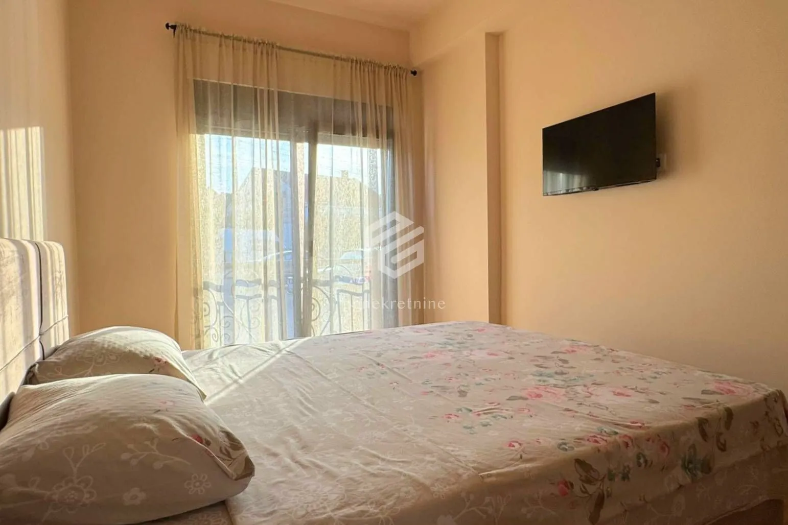Rent, two bedroom apartment, 76m², Dalmatinska ulica, Podgorica