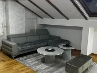 Izdavanje, dvosoban stan, 95m², Stari Aerodrom, Podgorica - image 1