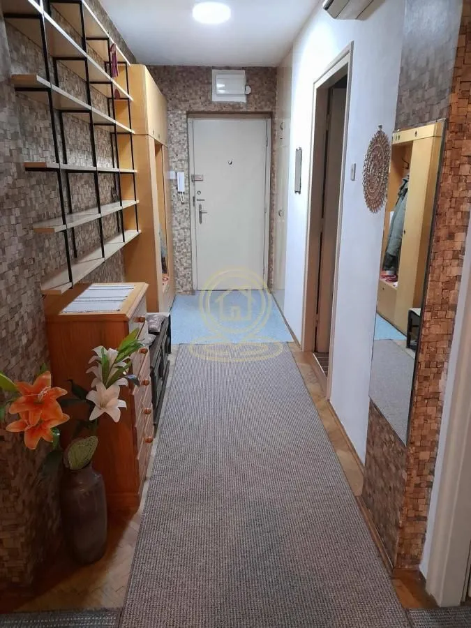 Izdavanje, dvosoban stan, 58m², Podbara, Novi Sad Sve Podlokacije