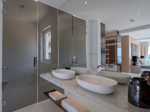 Prodaja, stan, 1000m², Rafailovići, Budva - image 26