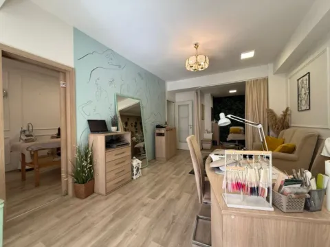 Prodaja, jednosoban stan, 63m², City Kvart, Podgorica - image 8