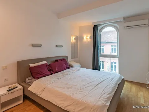 Prodaja, četvorosoban stan, 106m², Vračar, Šid - image 8