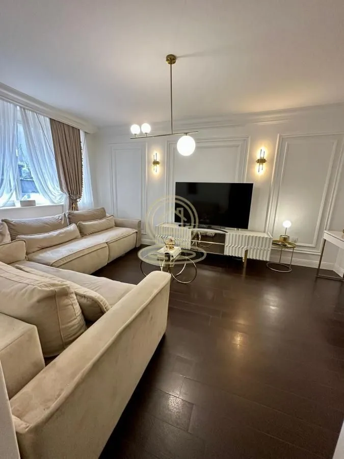 Rent, two bedroom apartment, 65m², Savski Venac, Beograd