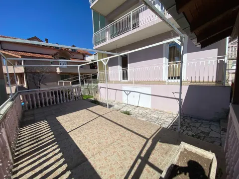 Prodaja, kuća, 180m², Tivat, Crna Gora - image 24