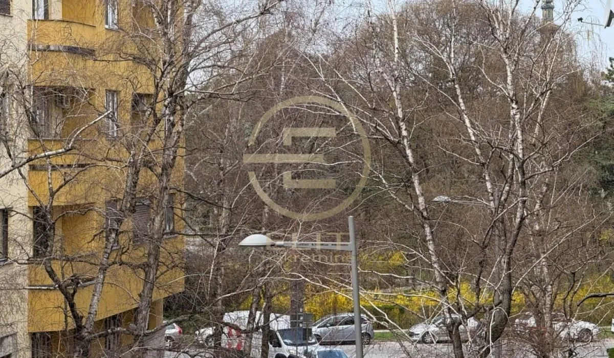 Prodaja, stan, 112m², Centar, Novi Sad