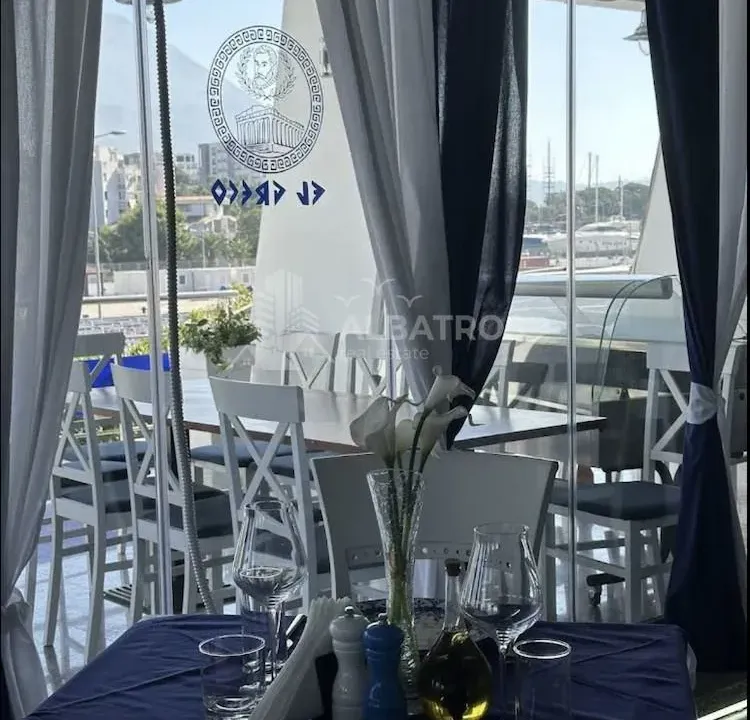 Rent, office space, 578m², Bar, Crna Gora