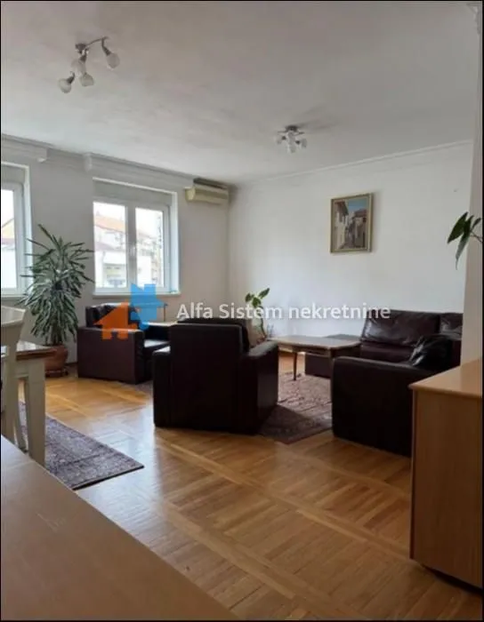 Rent, three bedroom apartment, 90m², Crveni Krst, Beograd