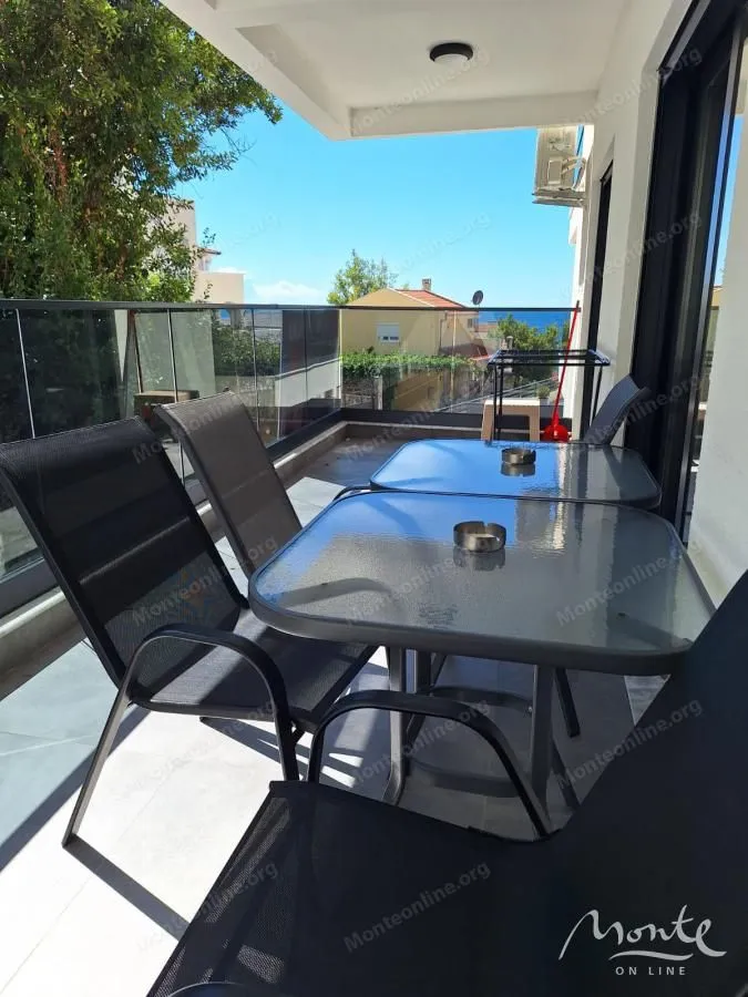 Sale, two bedroom apartment, 67m², Dobre Vode, Bar