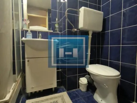 Prodaja, četvorosoban stan, 95m², Centar, Ćuprija - image 14